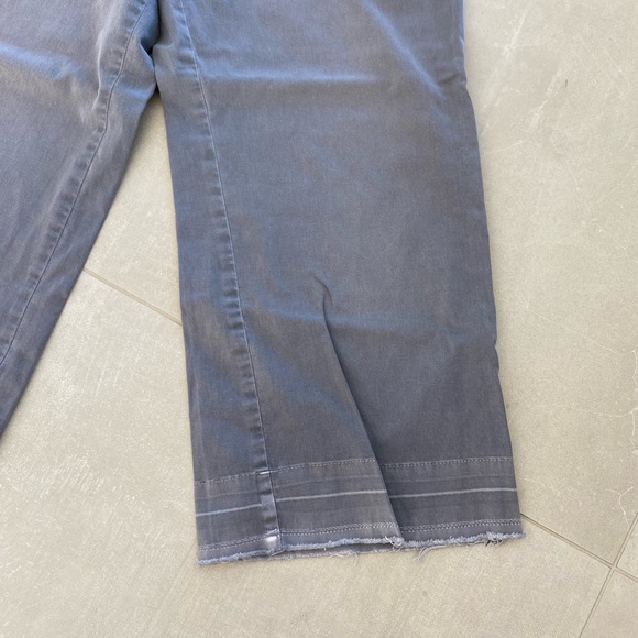 Pilcro and Letterpress Gray Cargo Pants 31 - Picture 2 of 7